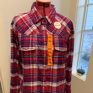 Jach’s girlfriend plaid shirt